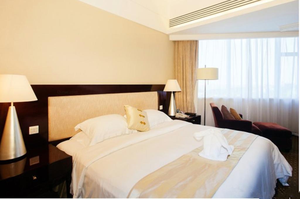 Tienyow Grand Hotel Hải Khẩu Phòng bức ảnh